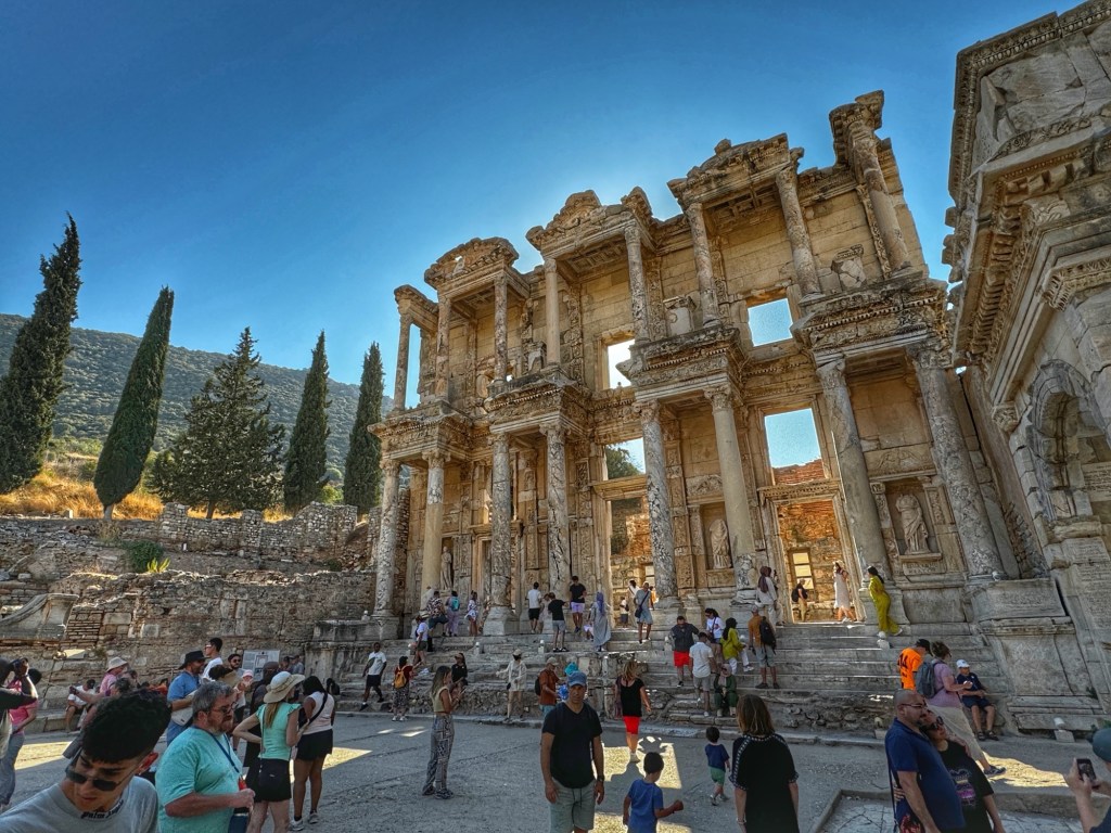 Thu August 15: A Return to Asia in Western Turkey